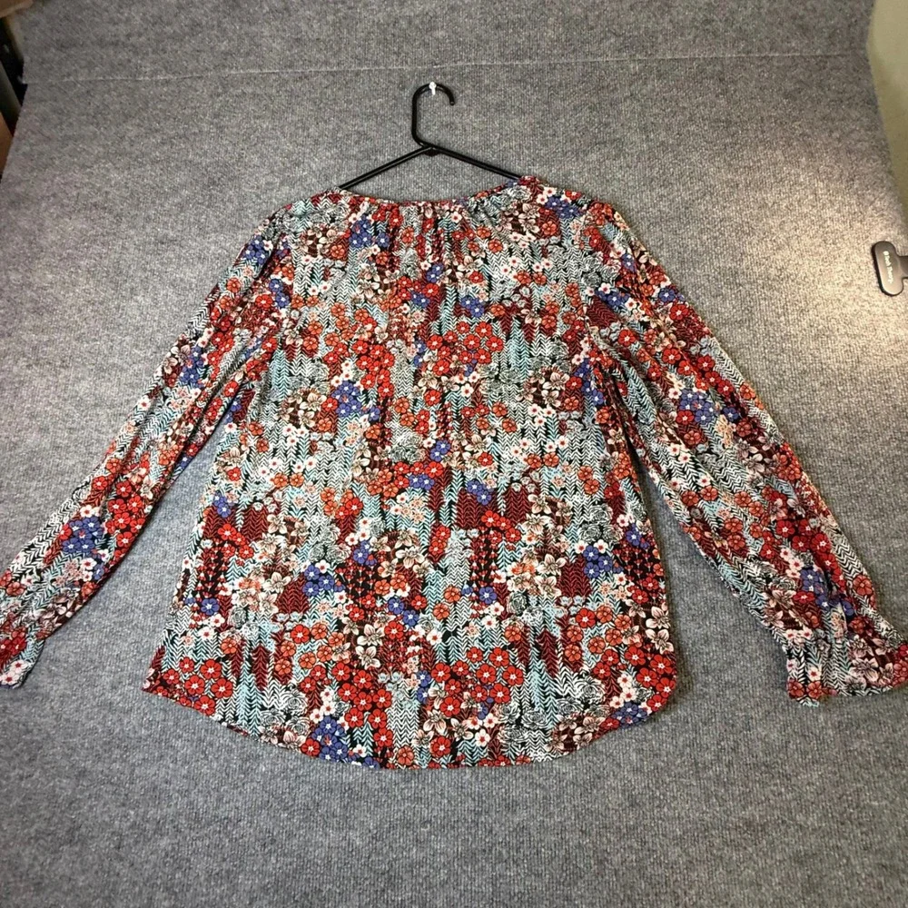 Unbranded lightweight blouse